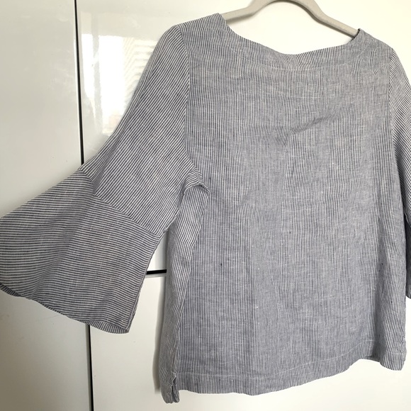 Cynthia Rowley linen bell sleeve blouse - Picture 2 of 4